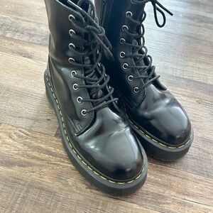Dr. Martens Jadon boot
